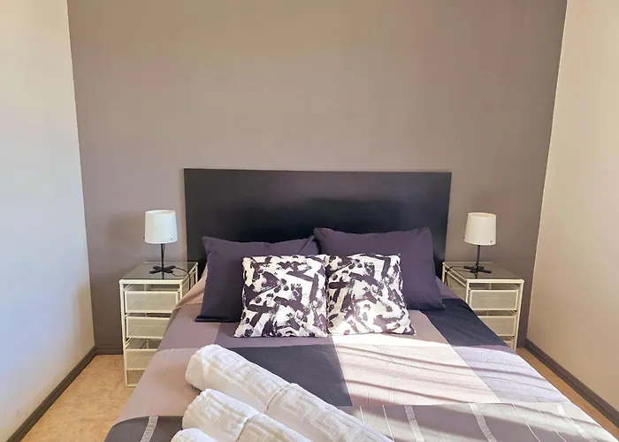 Novas Direcoes Pensión Melgaço